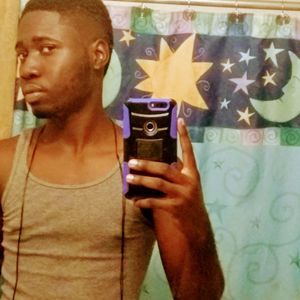 Meet your Posher, Emmanuel